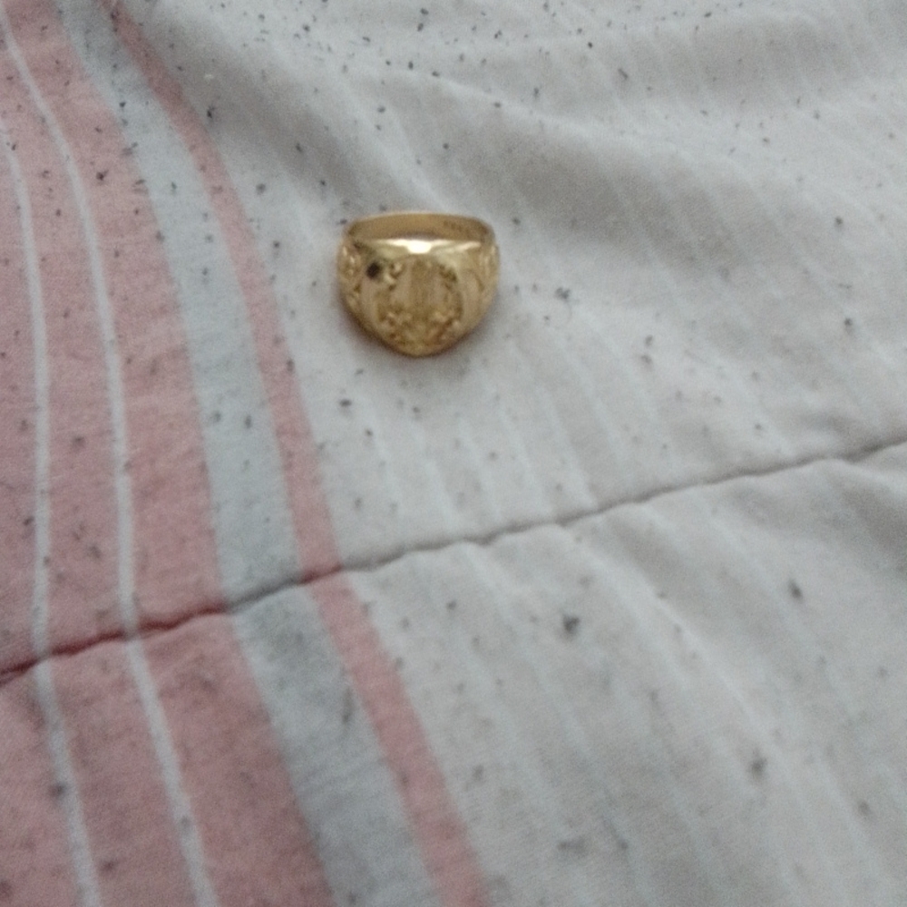 Brand new gold plated ring